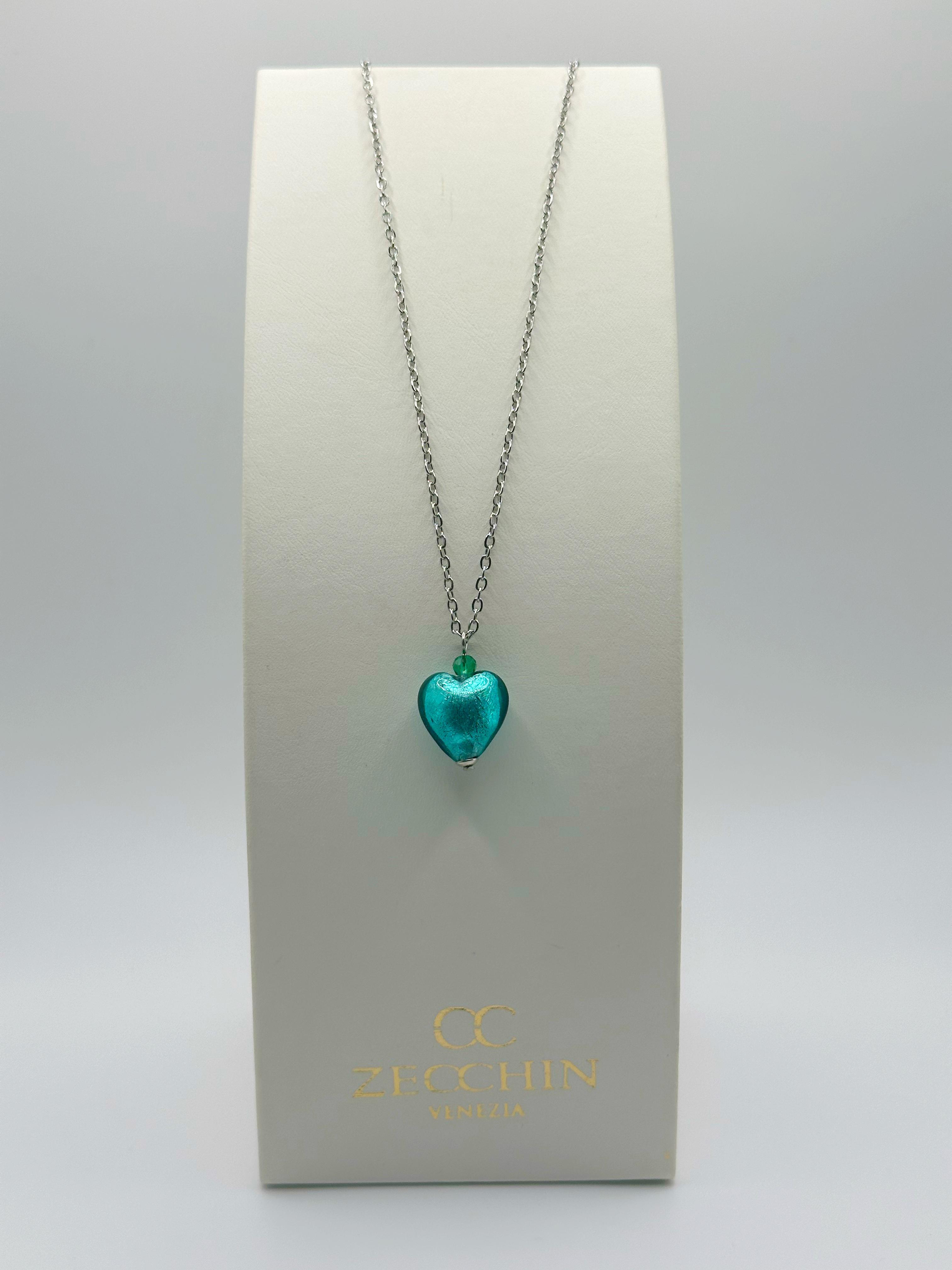 Collana con pendente a cuore in vetro di Murano con foglia argento, verde acquamarina